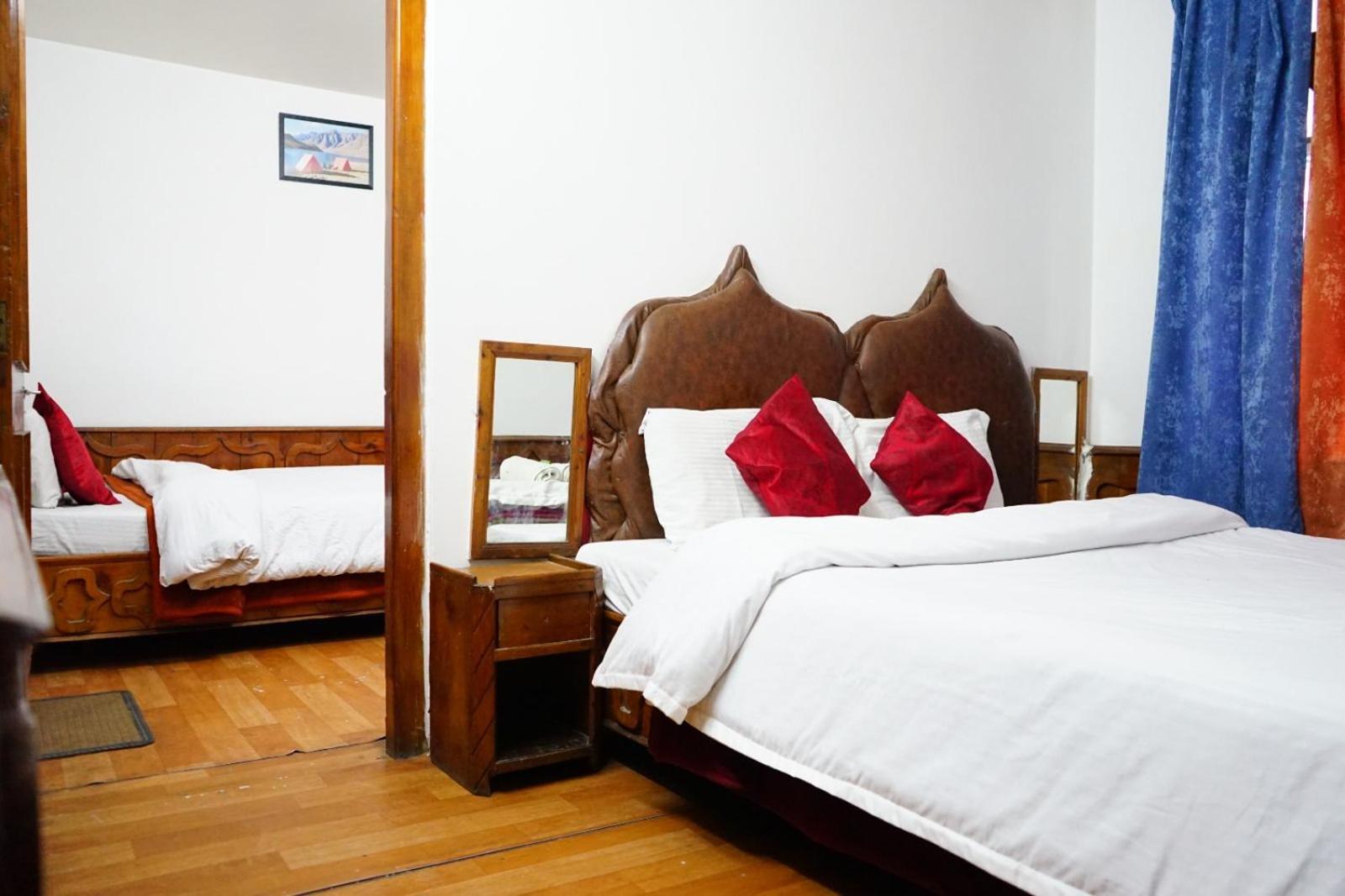 Hotel Magnolia Mallroad Manali - Manali (Himachal Pradesh), Manali